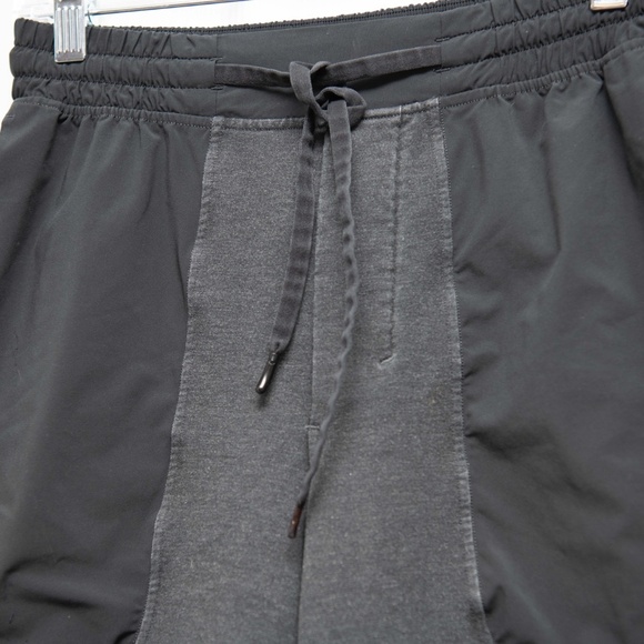 LuLuLemon Mens Athletic Lux Shorts Size Small - Picture 2 of 6